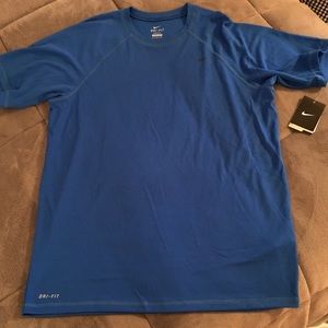 Men's L Nike Dri-Fit Athletic Shirt