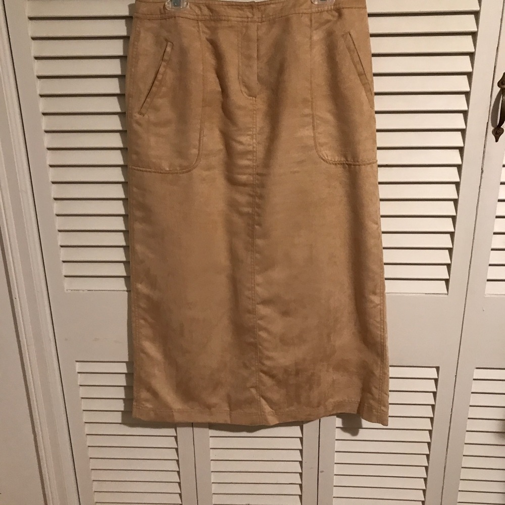 Evan-Picone Suede Skirt