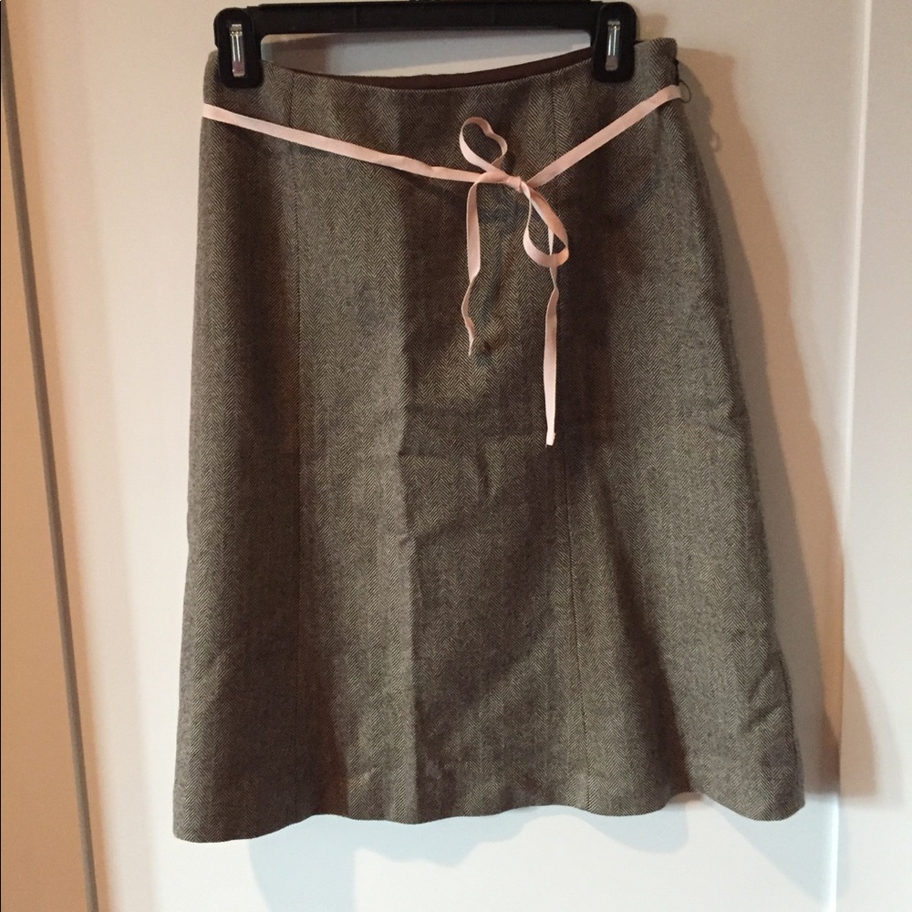 FINAL PRICE DROP!! Brown skirt with ribbon belt