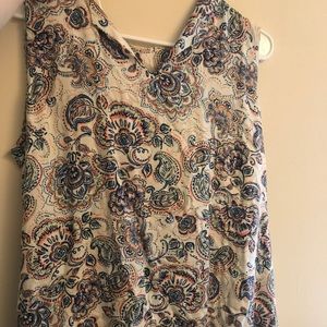 Medium stitch fix top, NWT, paisley