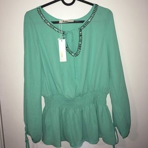 ✨Aqua long sleeve Blouse, with beading