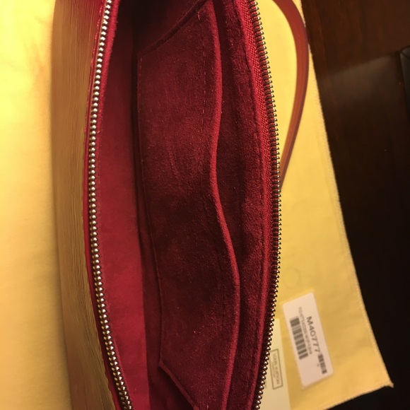 Authentic LV Epi Pochette Acc. Fuchsia Bag *NEW* - Picture 6 of 8