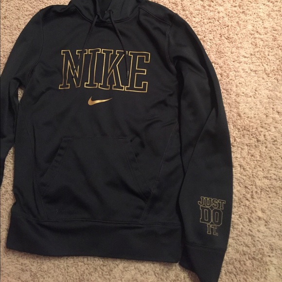 Nike Therma-Fit Hoodie - Picture 2 of 3