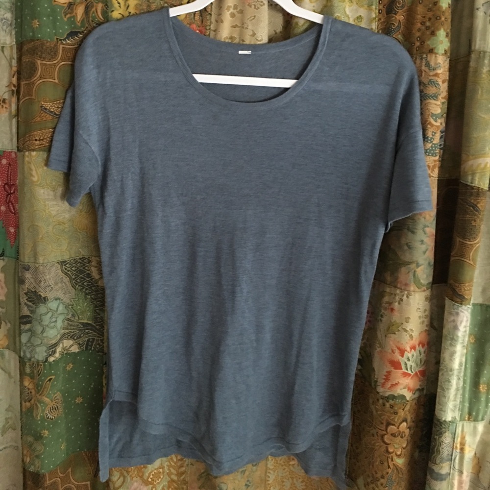 Lululemon light short sleeve sweater