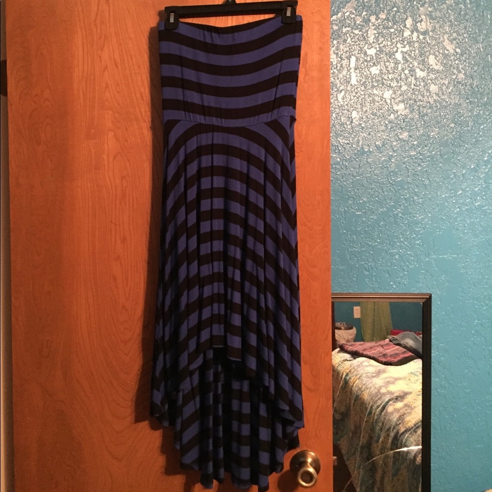 Black & Blue strapless dress