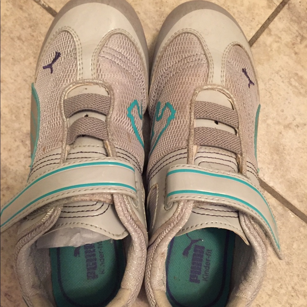 Puma sneakers for girls. Sz 2.5