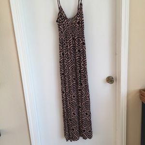 V neck maxi dress