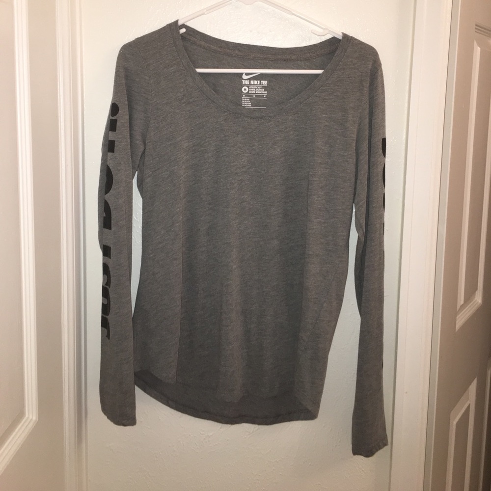 Long sleeve Nike tshirt