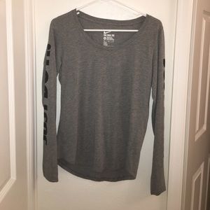 Long sleeve Nike tshirt