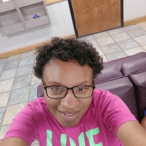 Meet your Posher, Charlesetta