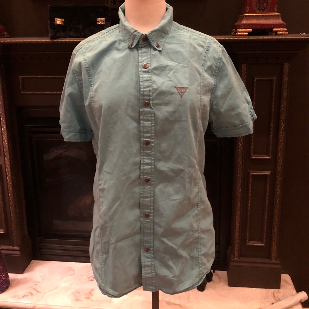 Guess men’s shirt