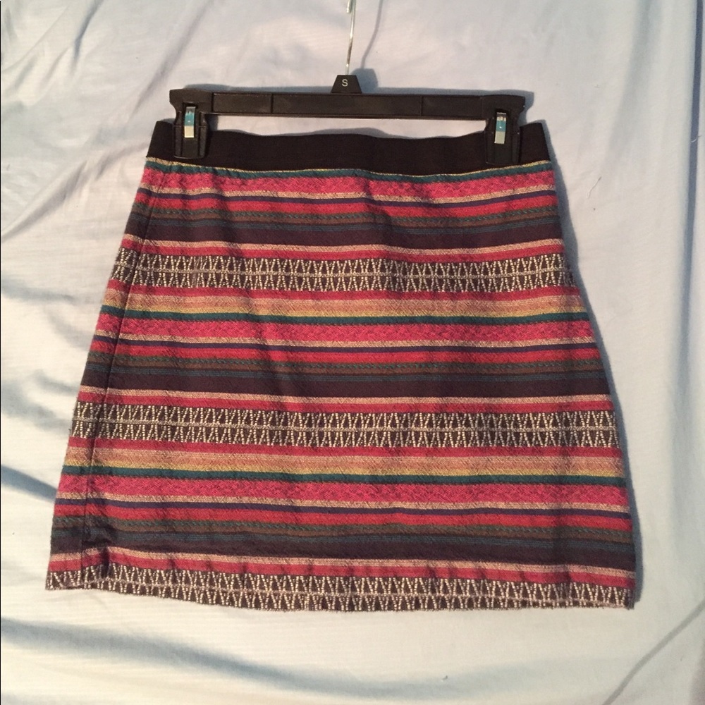 Short fitted skirt 😍
