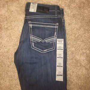New with tags! Buckle "Jake" jeans