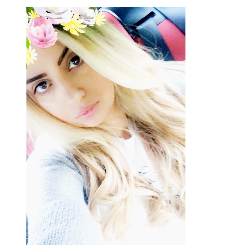 Meet your Posher, Bronte