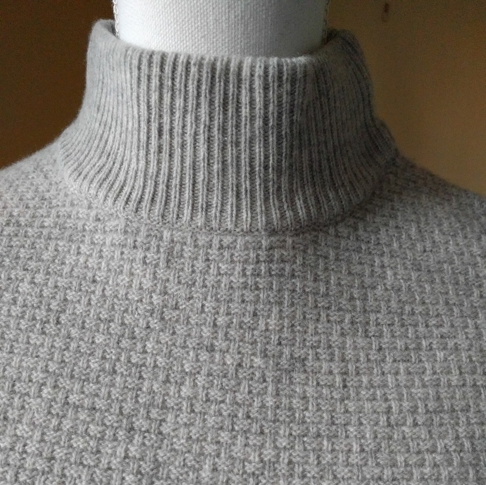 Classiques cashmere sweater - NEW