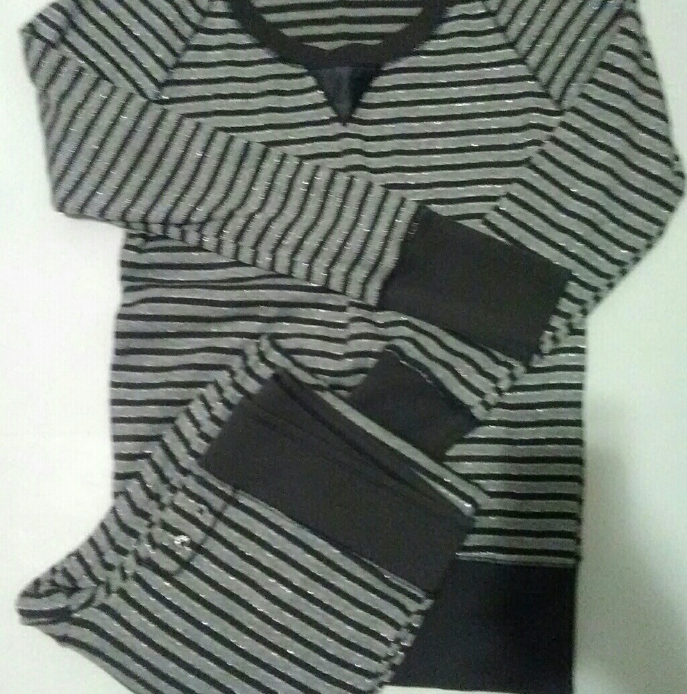 NWOT🌼 VICTORIA SECRETS Pajama Set XS