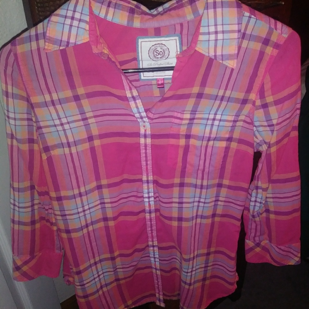 Cuuuttteee 3/4 sleeve Button Up