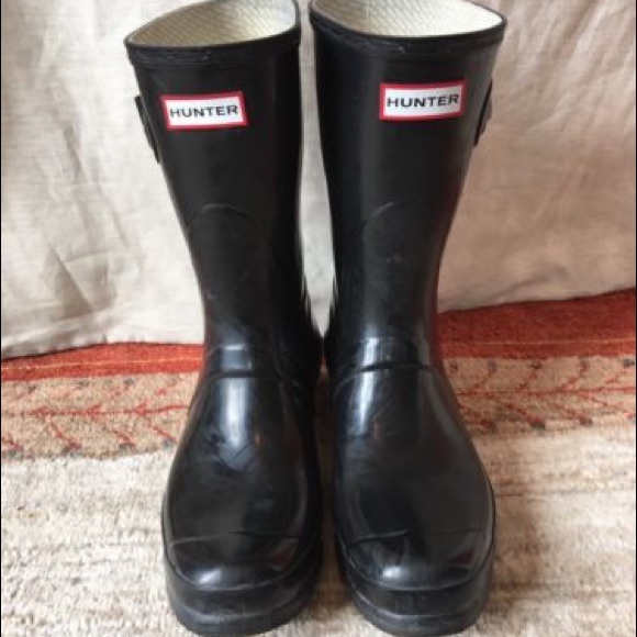 Hunter Shoes - Hunter Original Short Rain Boots in Black, Size 10