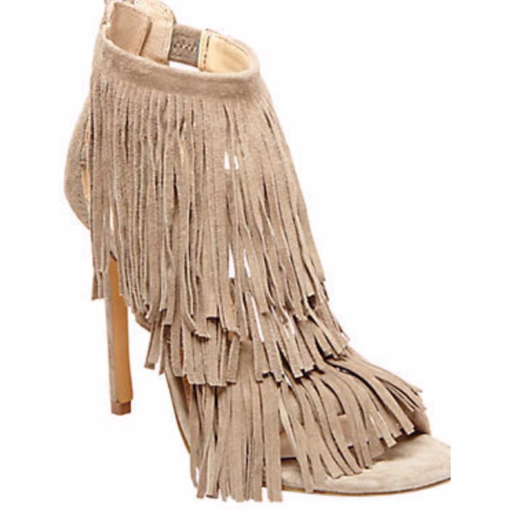 Steve Madden Fringe heel Sandals