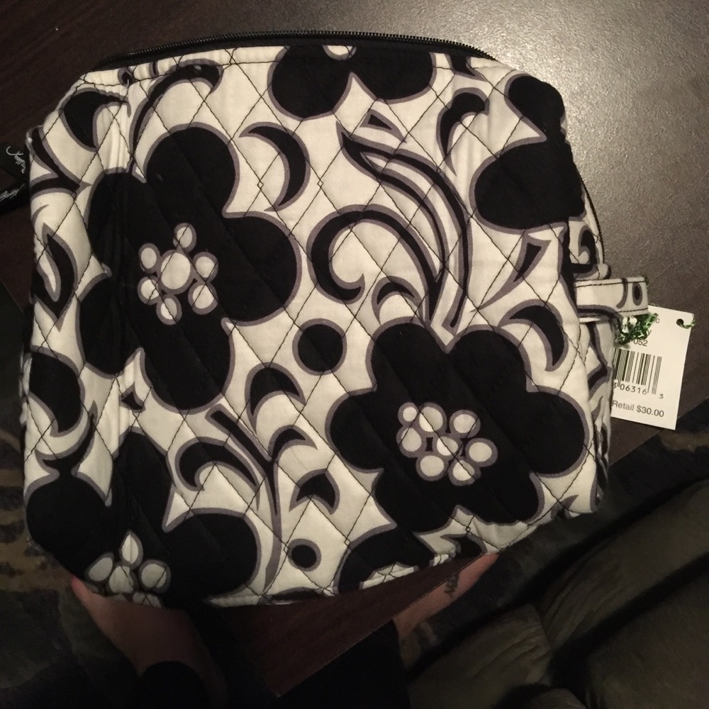 New with tags, large Vera Bradley make up bag!