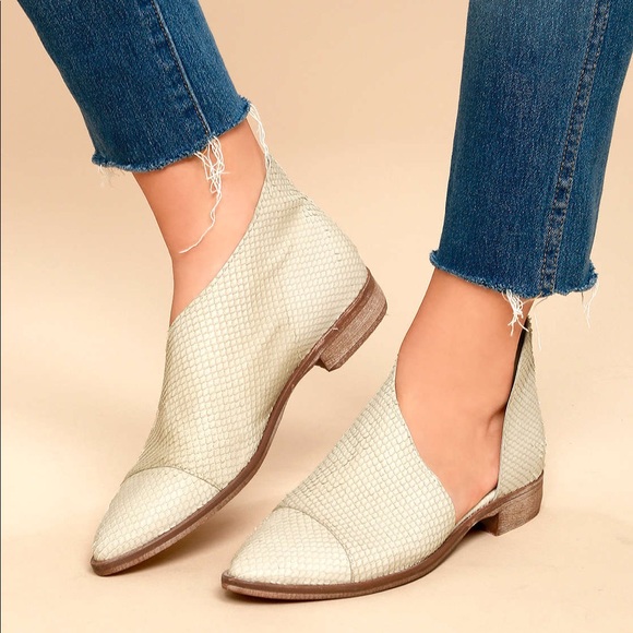 Free People Shoes - Free People Royale D'Orsay Pointed Toe Booties