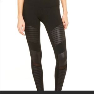 Alo yoga moto Legging Size Small