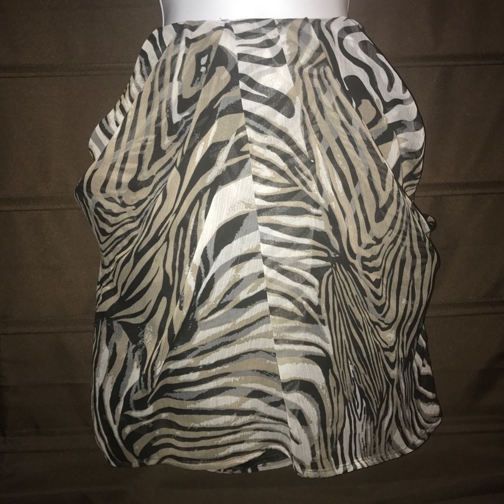 Fabulous Charlotte russe lil party/date skirt