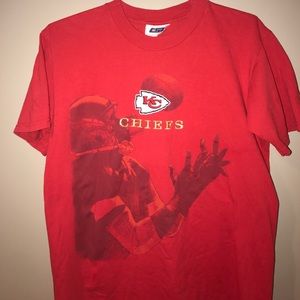 Vintage embroidered chiefs shirt