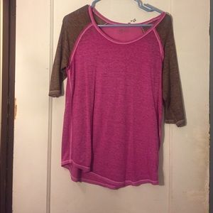 Half sleeve tee shirt