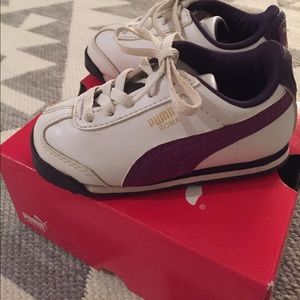 White and purple PUMA sneakers- size 6M