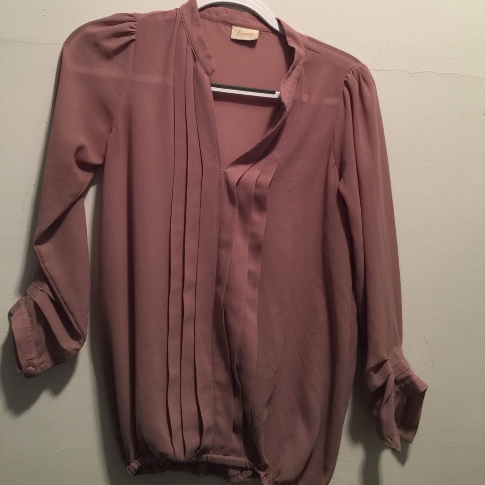 Cute rose chiffon shirt by Colombian designer