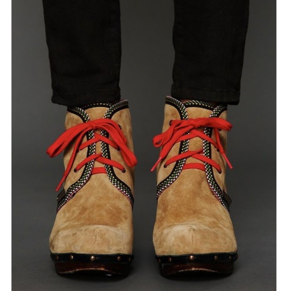 🌿Free People/Penelope Chilvers Iglu Clog Boot