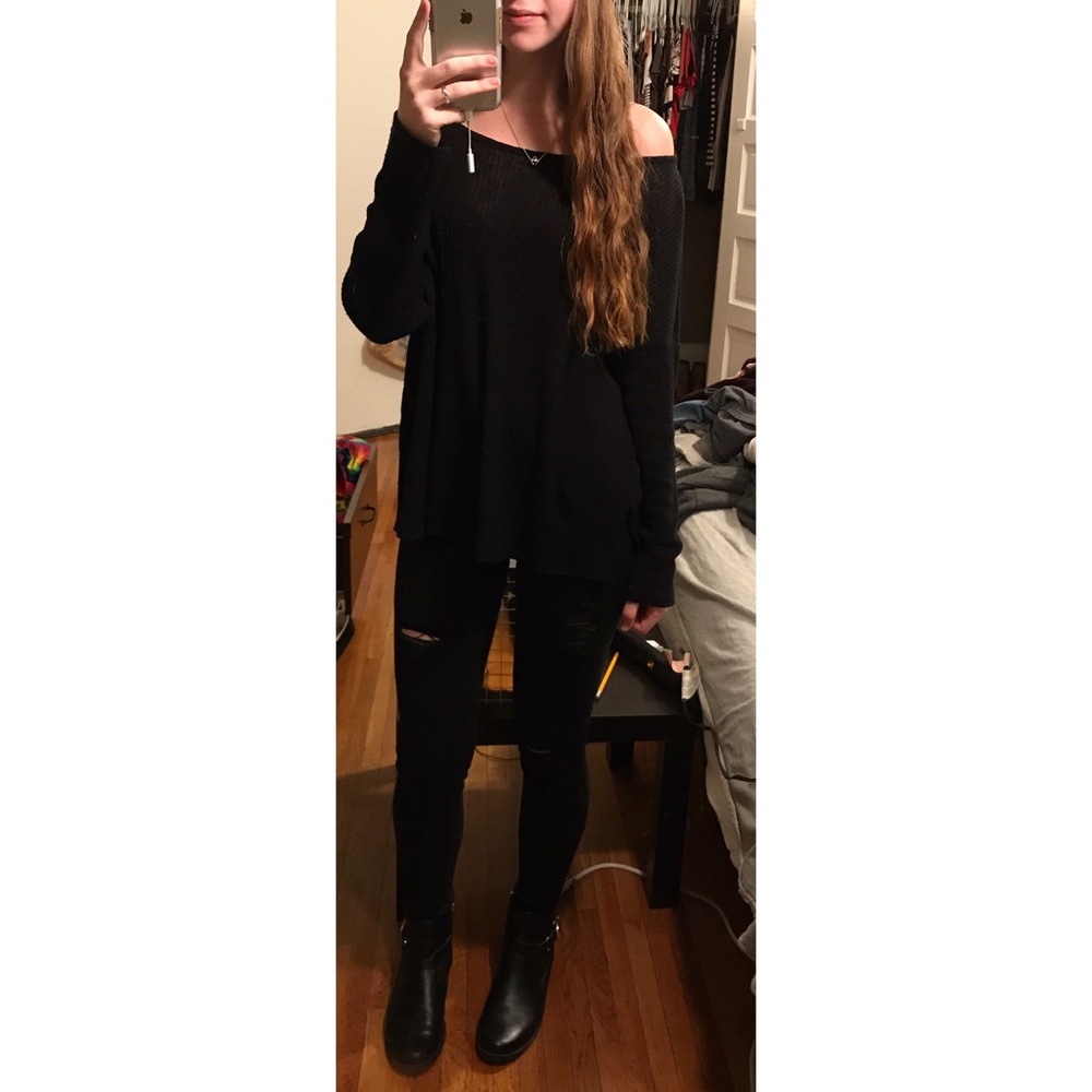Oversized Off The Shoulder Forever 21 Sweater, S