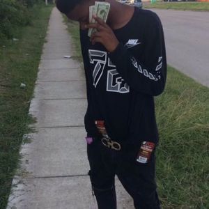 Meet your Posher, Deandre