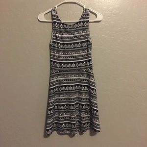 Black and white geometric pattern dress