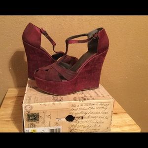 Nine West "The Ghost" Wedges