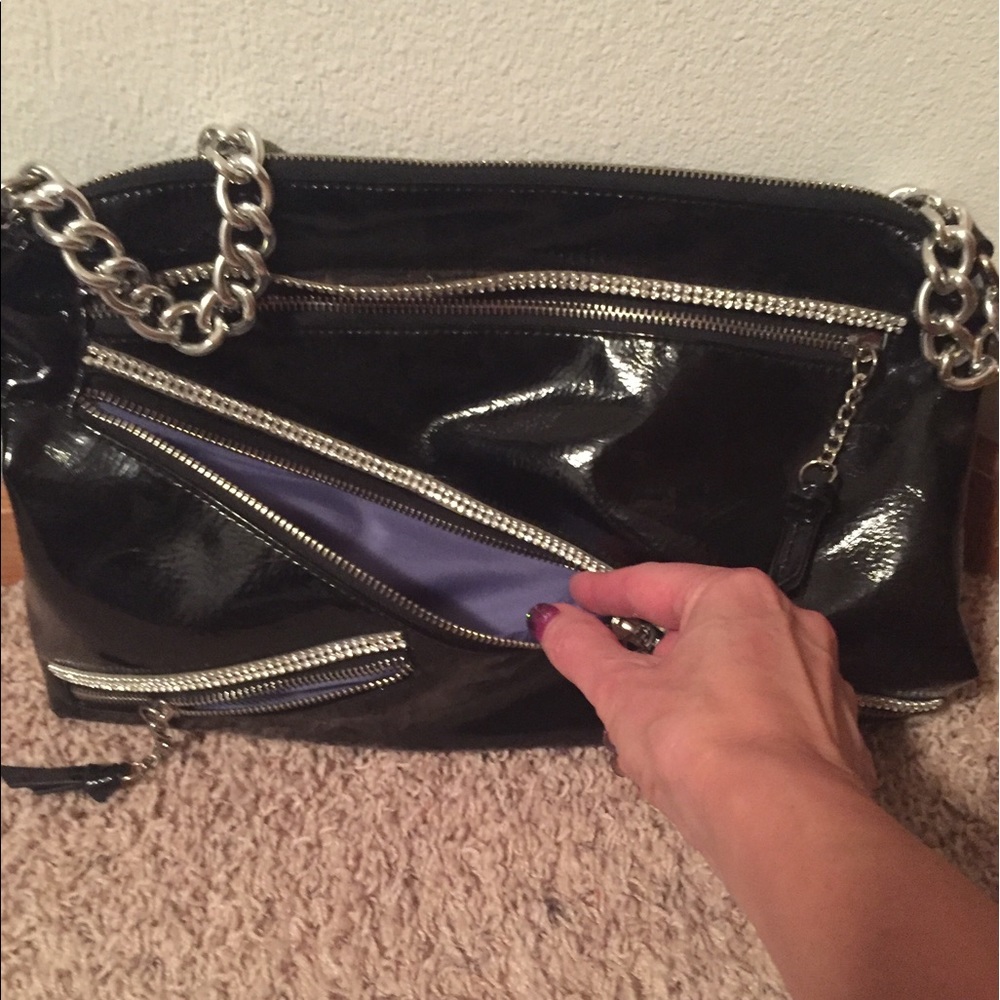 Youmi K black patten leather purse