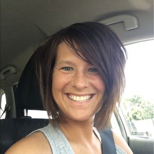 Meet your Posher, Cassandra