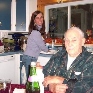 Meet your Posher, Elaine