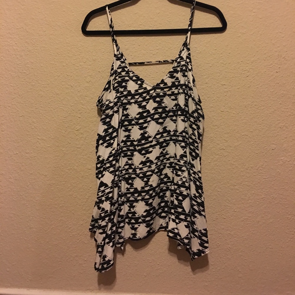 Spaghetti strap geometric top