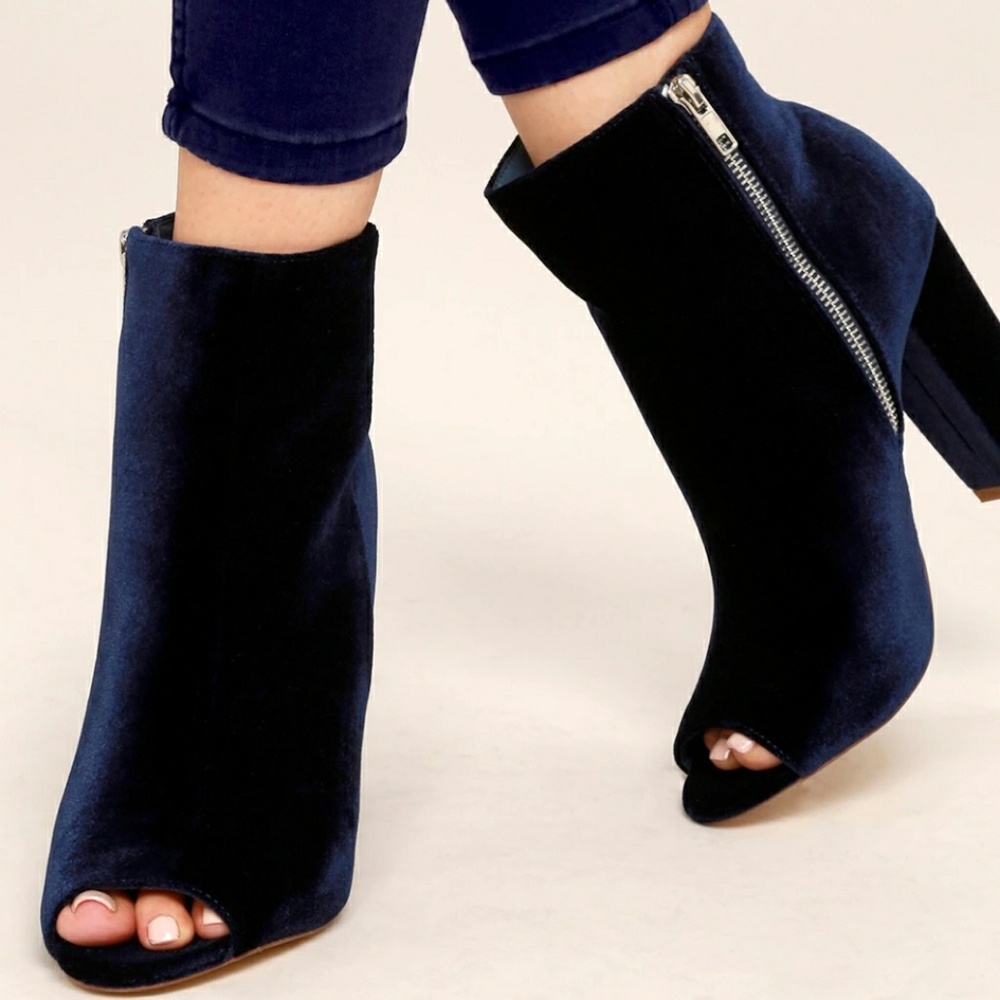 🔴SOLD🔴Velvet PT Ankle Booties - Picture 1 of 4