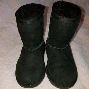 🚫🚫SOLD🚫🚫Ugg toddler boots