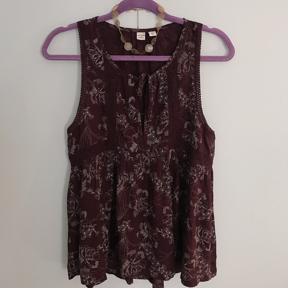 SLEEVELESS BLOUSE (Purple)