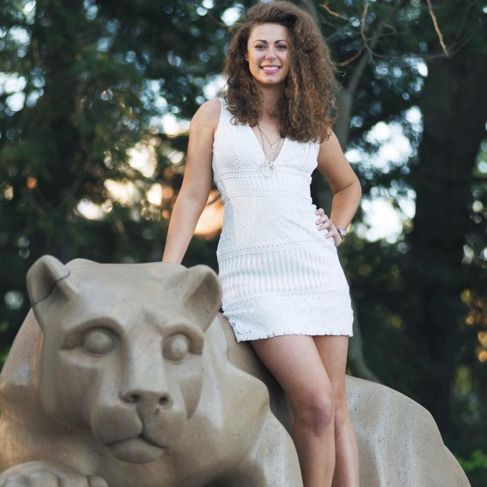 Meet your Posher, Ava