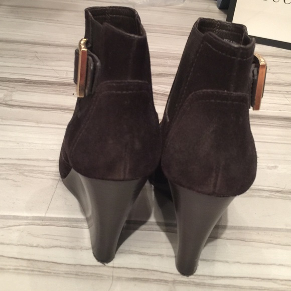 Tory Burch brown suede "Adrienne" wedge boooties - Picture 5 of 8