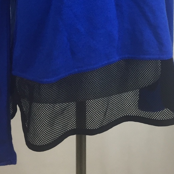 Sporty Blue Sweater - Picture 3 of 4