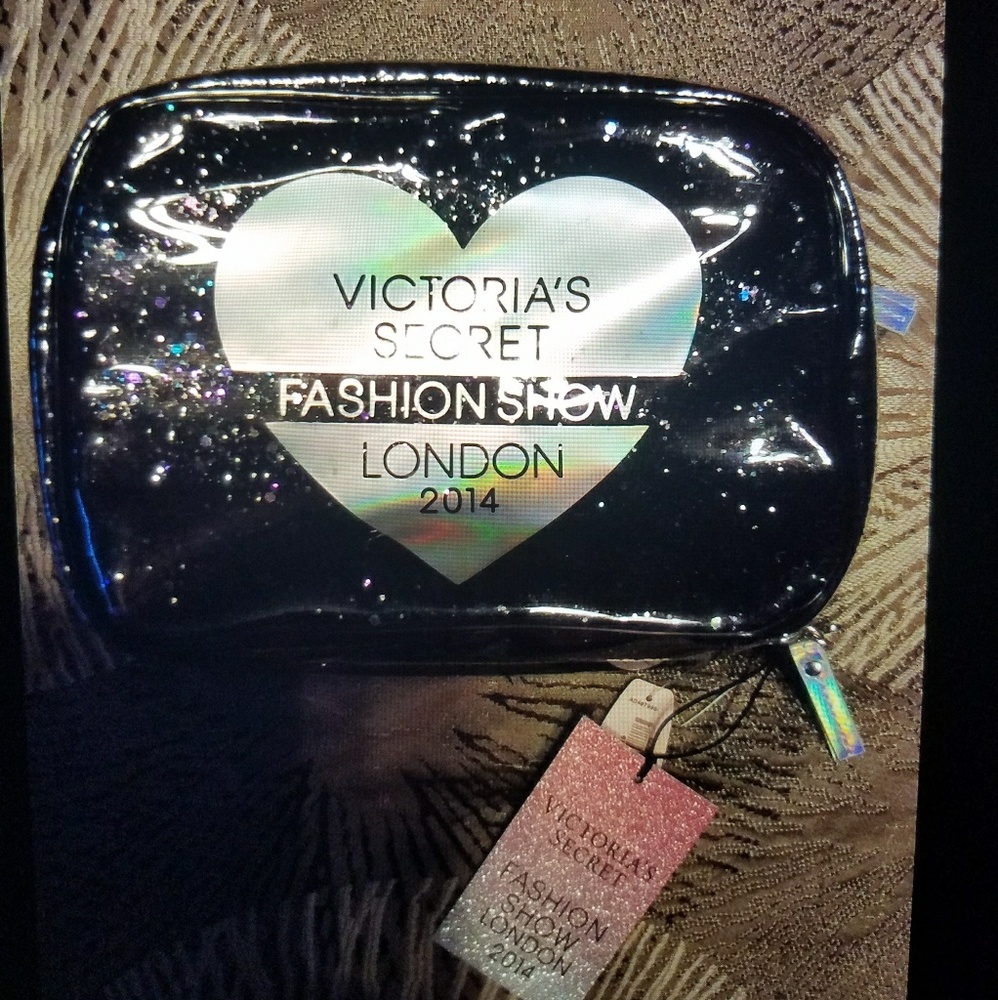VS Make up bag