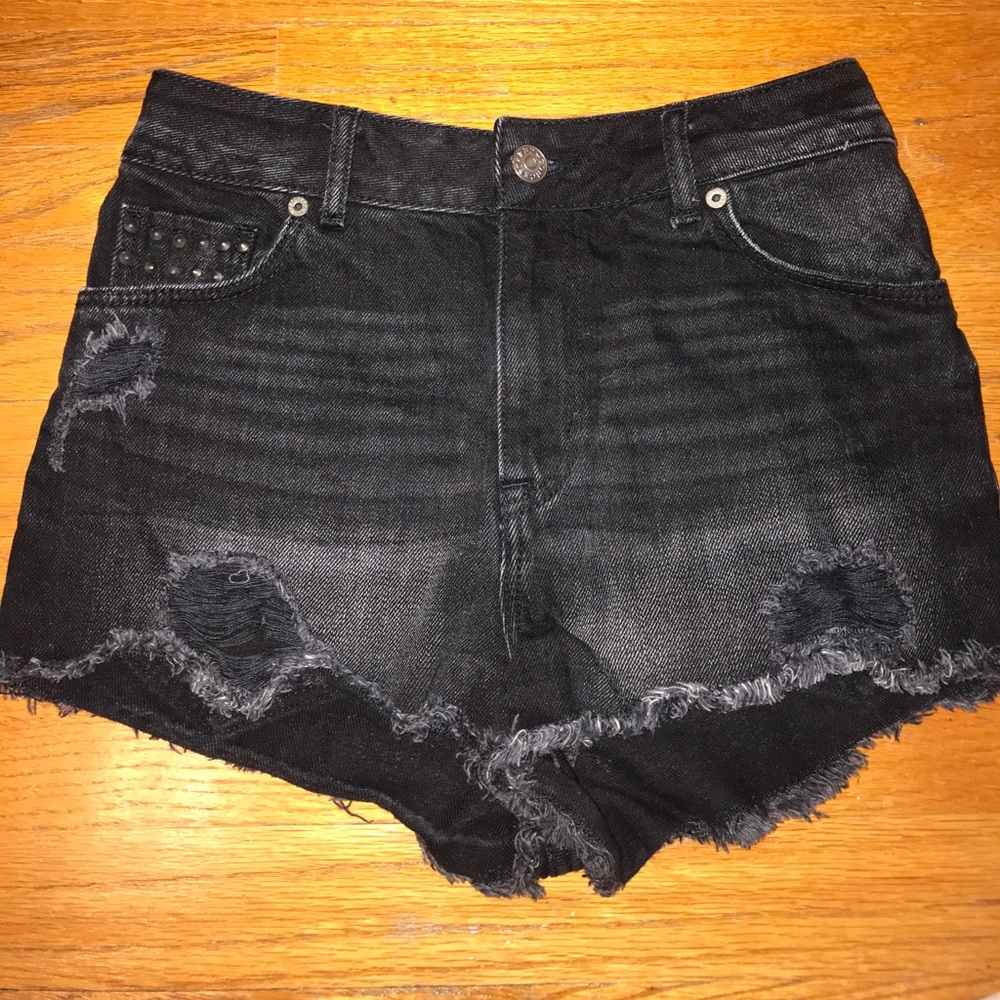 H&M Black Studded High Waisted Shorts