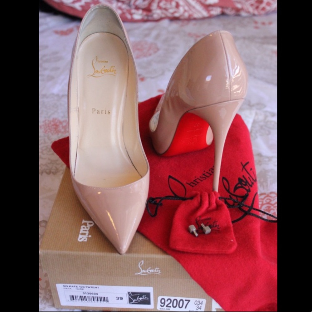 Christian Louboutin 'So Kate'