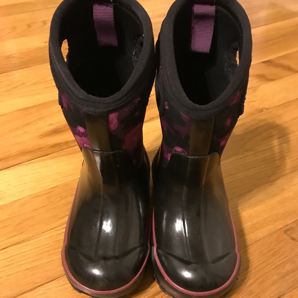 Toddler Bogs Size 10